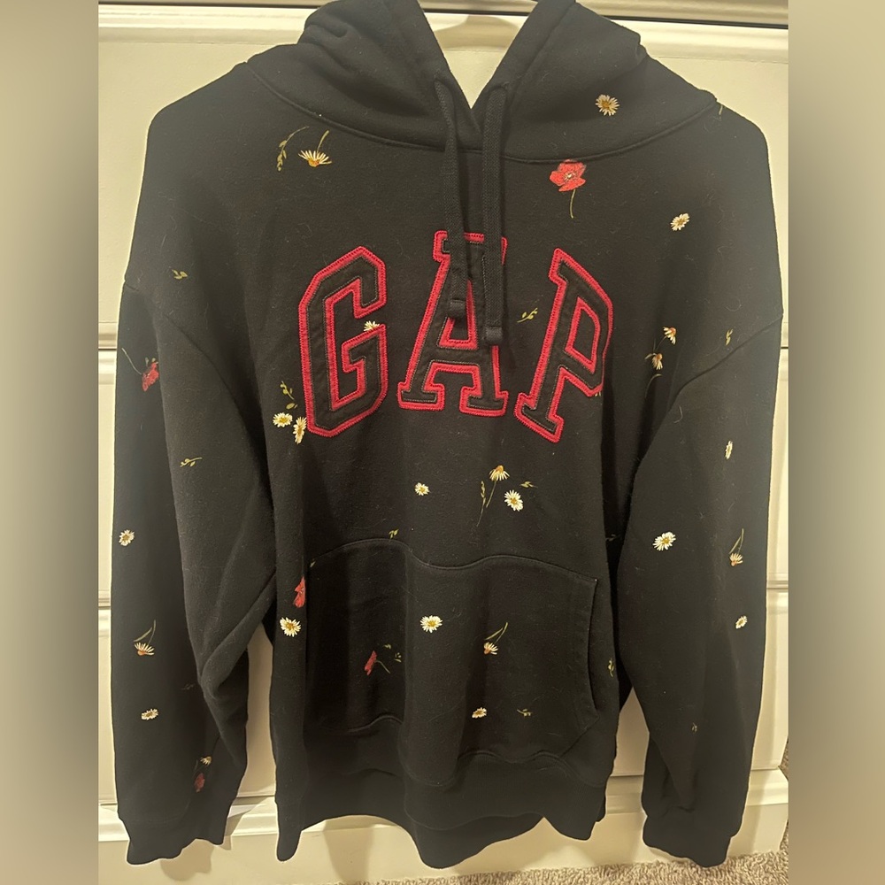 GAP hoodie black floral pattern Size M